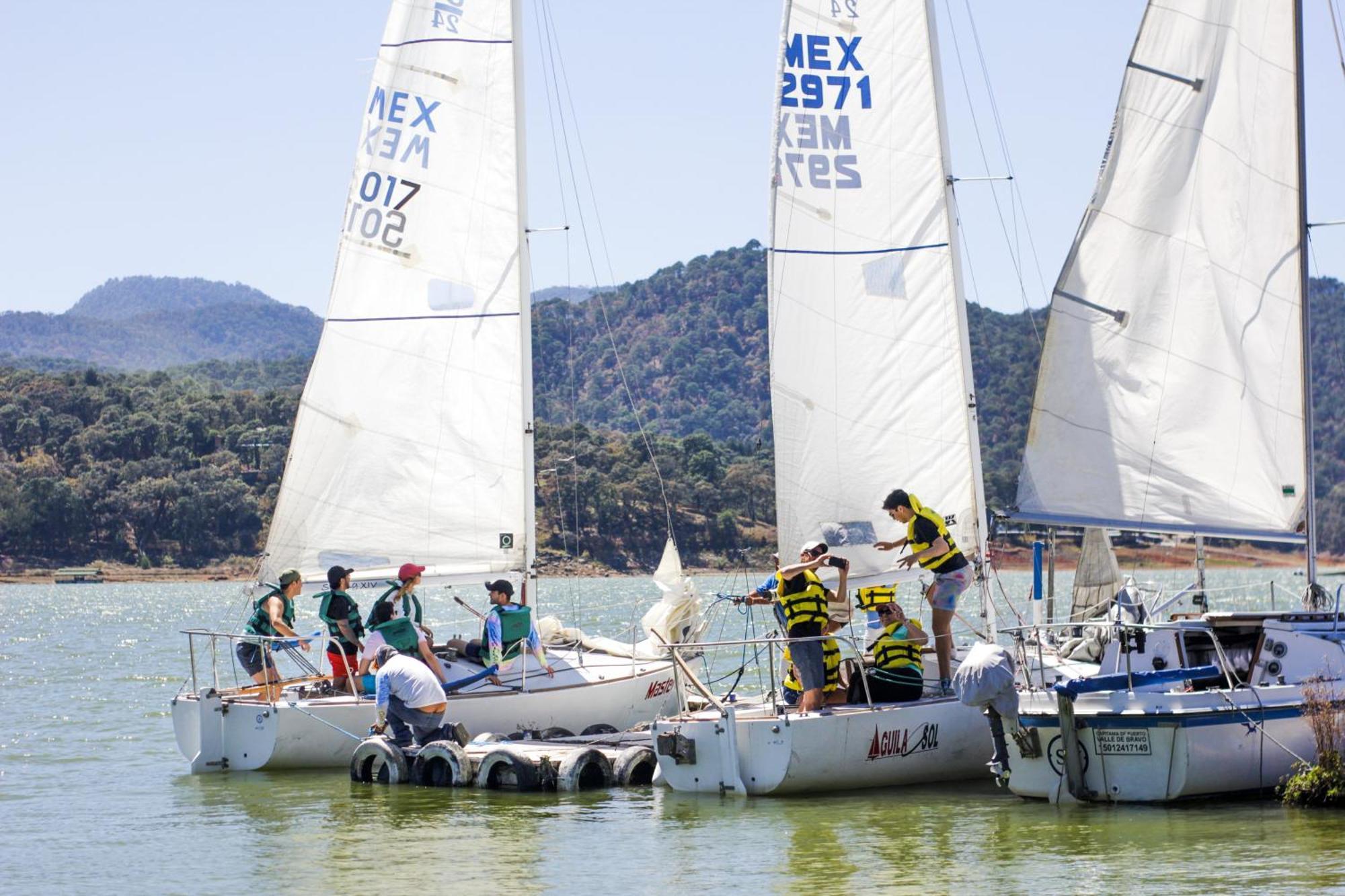 Club De Vela Santa Maria Hotel Valle de Bravo Kültér fotó